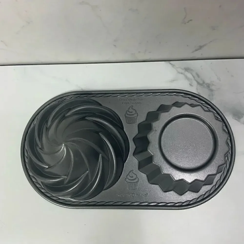 NORDIC WARE Cupcake cake pan